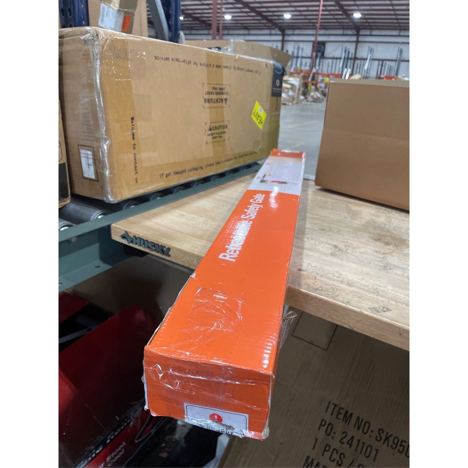 HEELALBABY REINFORCED 55" WIDE RETRACTABLE DOG GATE WITH SUPPORT BEAM - Black